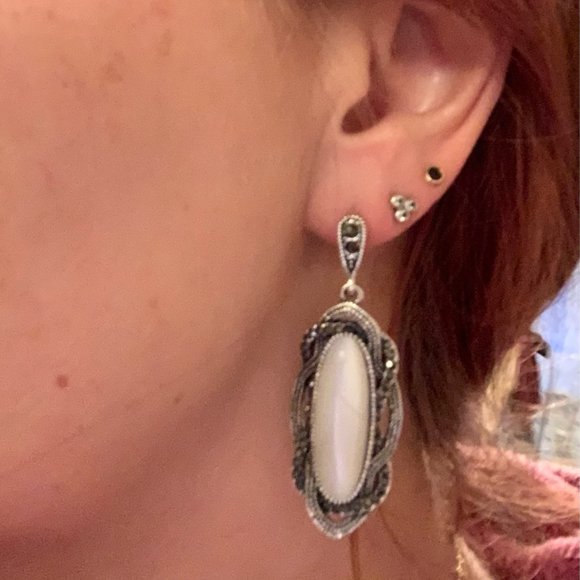 Bohemian White Stone Earrings Tibetan Silver - Picture 2 of 3